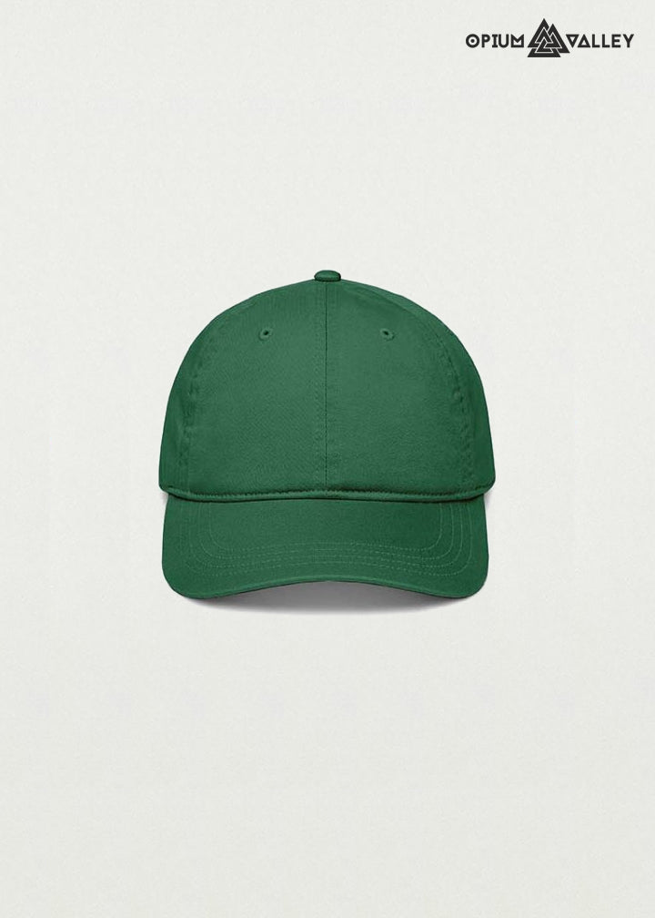 Plain classic baseball cap with curved brim and breathable fabric – minimal streetwear headwear by Opiumvalley
