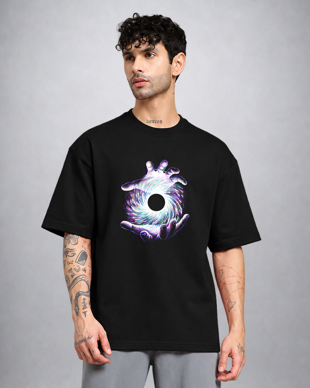 Hands of Light psychedelic T-shirt in oversized fit with mystical trippy artwork