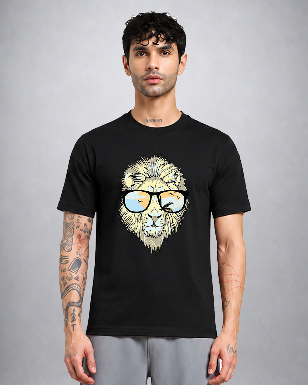 Leisure Lion psychedelic trippy t-shirt regular fit with surreal lion streetwear design