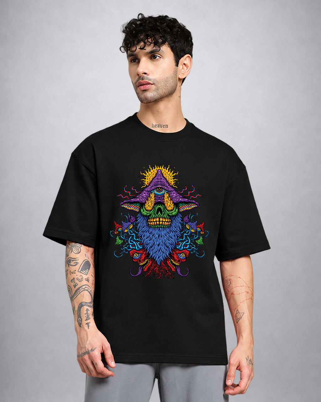 Mushies TRIPPY TSHIRT oversized fit psychedelic streetwear by Opium Valley