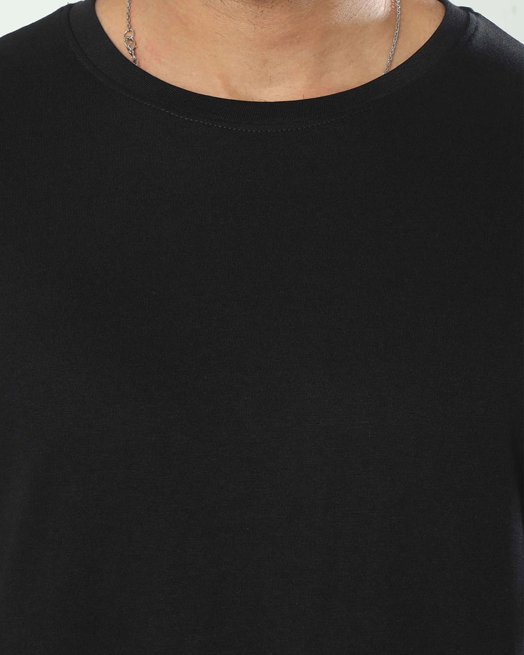 plain round neck t shirt at opiumvalley black color