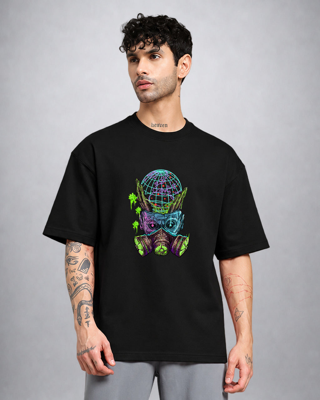 Virus Trippy T-Shirt oversized fit with psychedelic graphic and dark trippy streetwear design