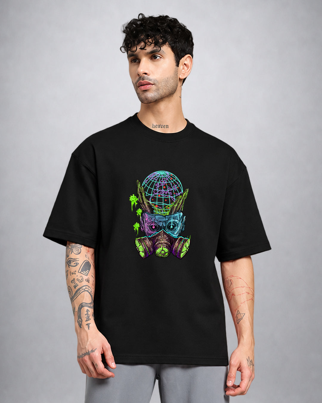 Virus Trippy T-Shirt oversized fit with psychedelic graphic and dark trippy streetwear design