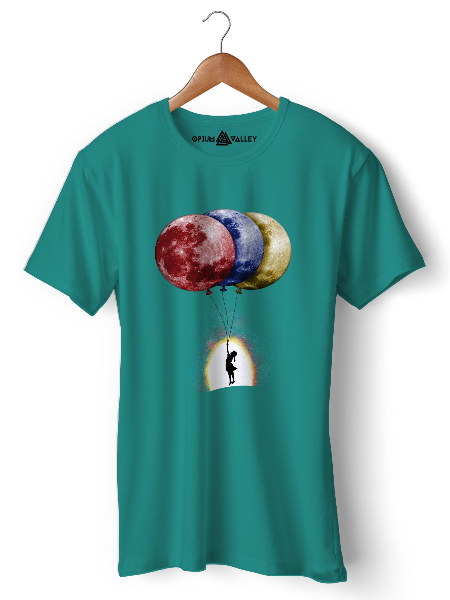 Dreamers - Round Neck T-Shirt - Opium Valley